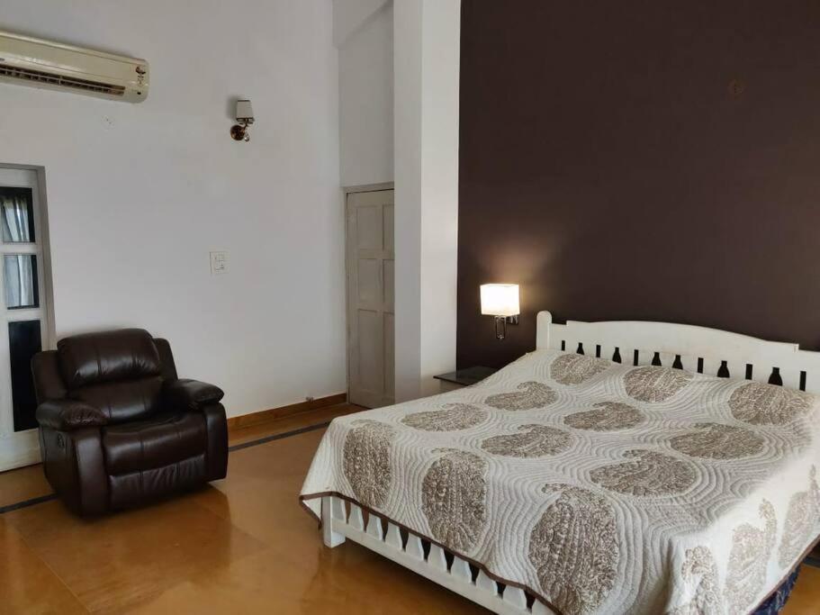 Villa Nazuri W Caretaker Candolim Zewnętrze zdjęcie