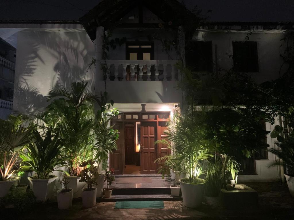 Villa Nazuri W Caretaker Candolim Zewnętrze zdjęcie